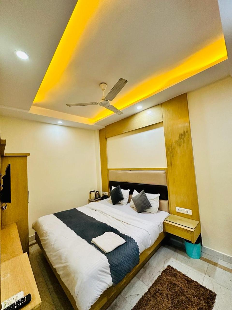 Hotel Bramhaputra Near New Delhi Railway Station Exterior photo